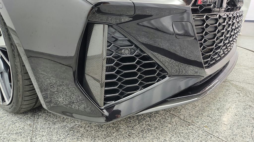 Used 2021 Audi RS 6 AWD/4WD image 14