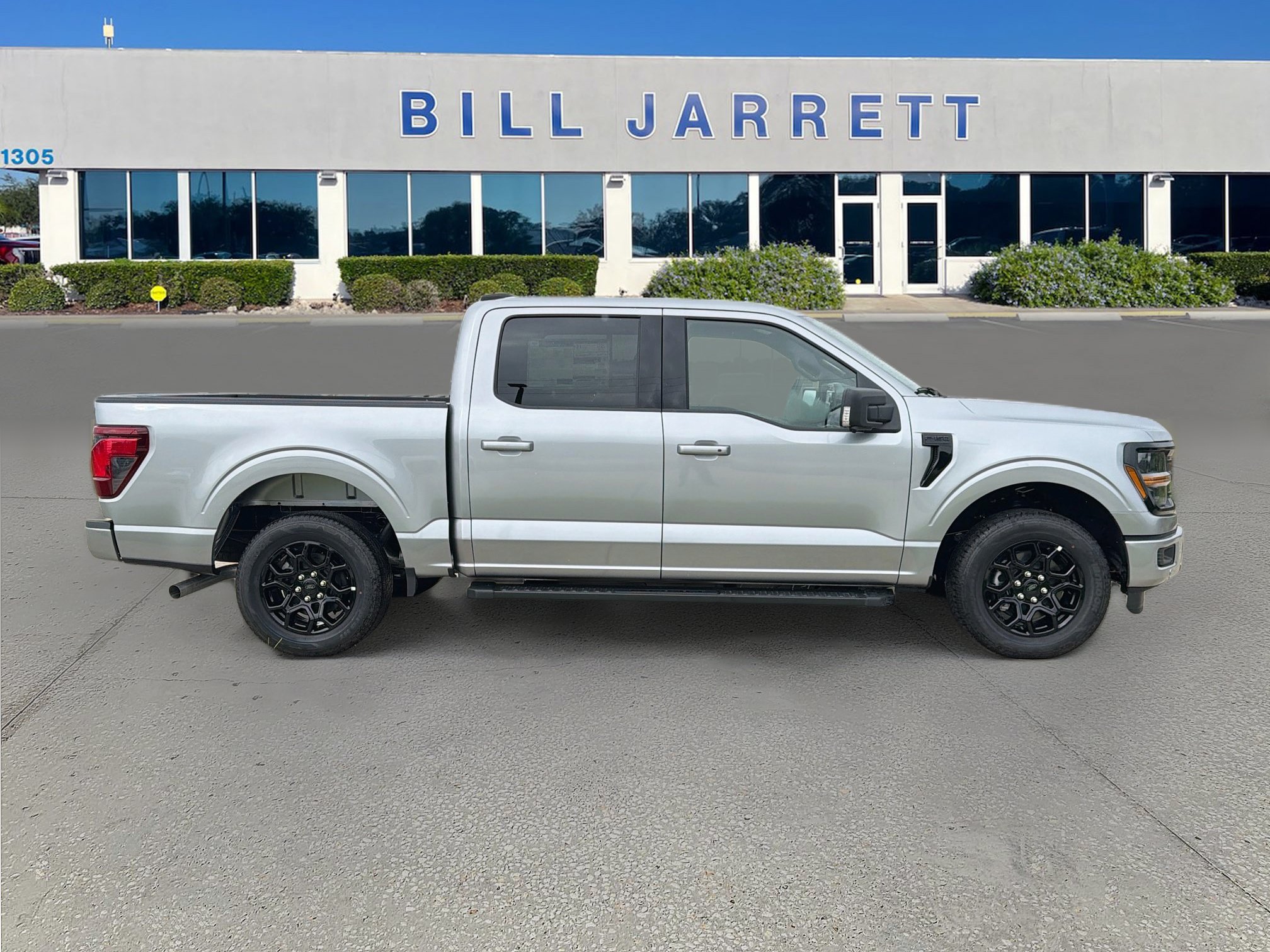 New 2026 Ford F150 XLT w/ Equipment Group 302A MID RWD image 3