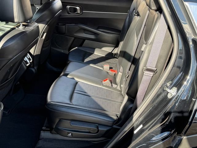 Used 2024 Kia Sorento S image 22