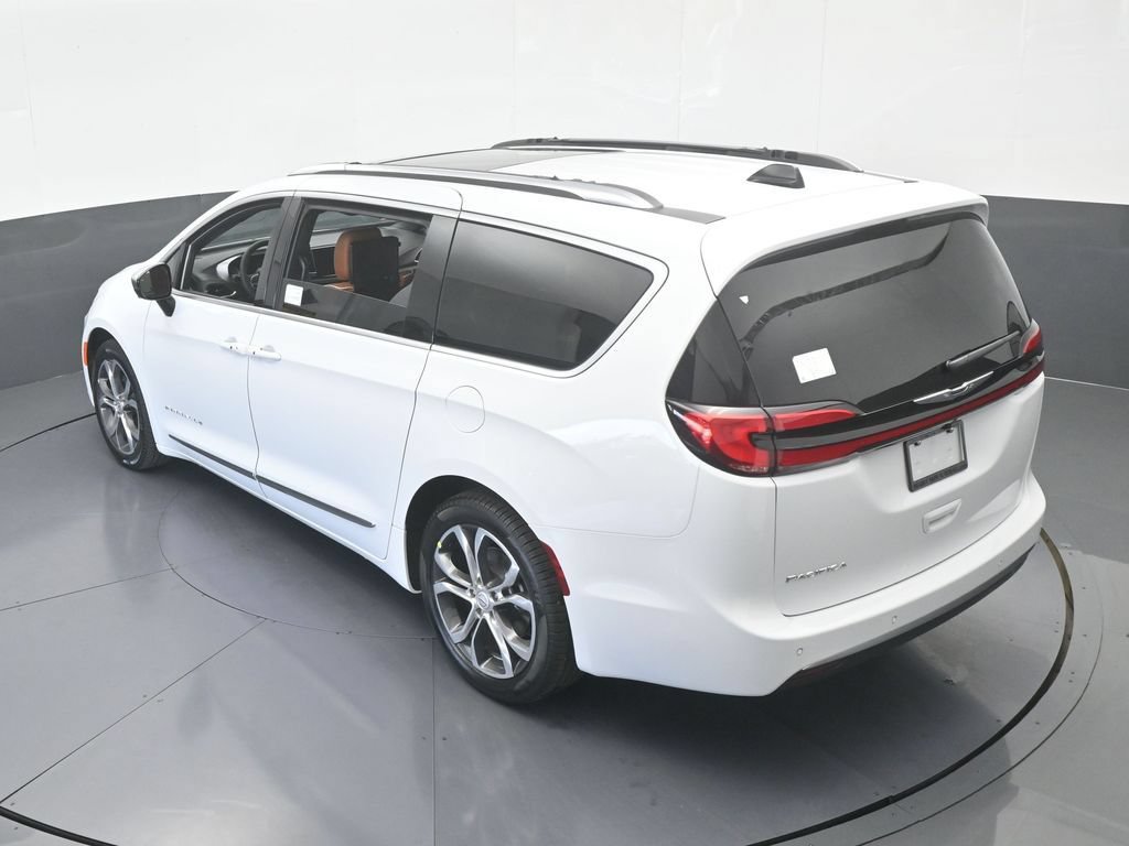 New 2026 Chrysler Pacifica Pinnacle FWD image 49