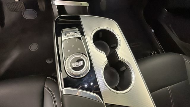 Used 2024 Cadillac Lyriq Tech RWD image 22