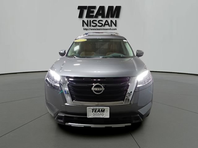 Certified 2023 Nissan Pathfinder Platinum AWD/4WD image 2