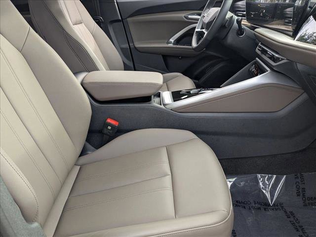 Certified 2025 Audi Q5 Premium w/ Convenience Package AWD/4WD image 19