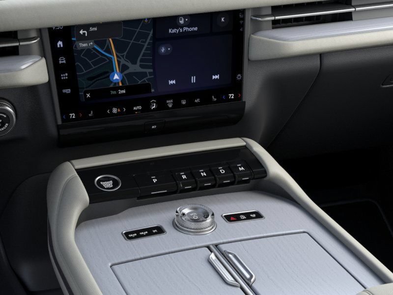 New 2026 Lincoln Navigator Reserve w/ Jet Appearance Package AWD/4WD image 15