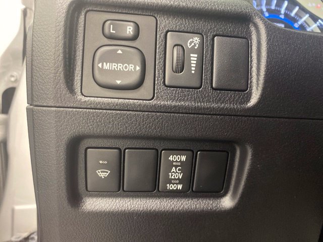 Used 2016 Toyota 4Runner SR5 AWD/4WD image 14