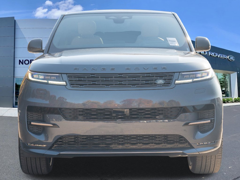 New 2026 Land Rover Range Rover Sport Dynamic SE AWD/4WD image 2