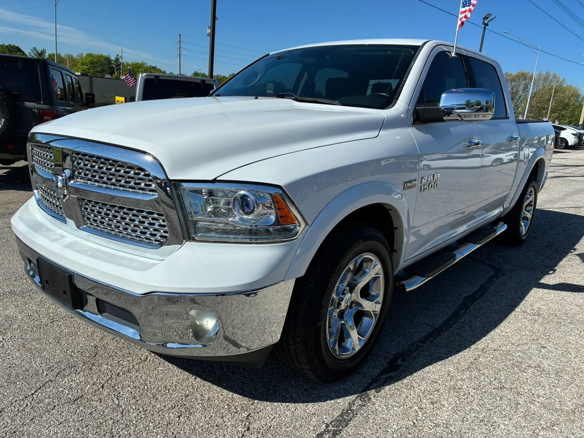 Used 2018 RAM 1500 Laramie image 3