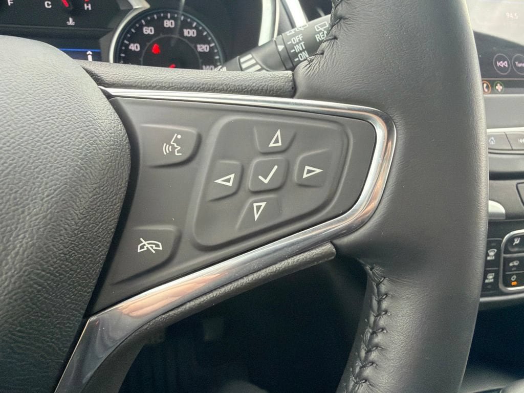 Certified 2022 Chevrolet Equinox LT FWD image 11