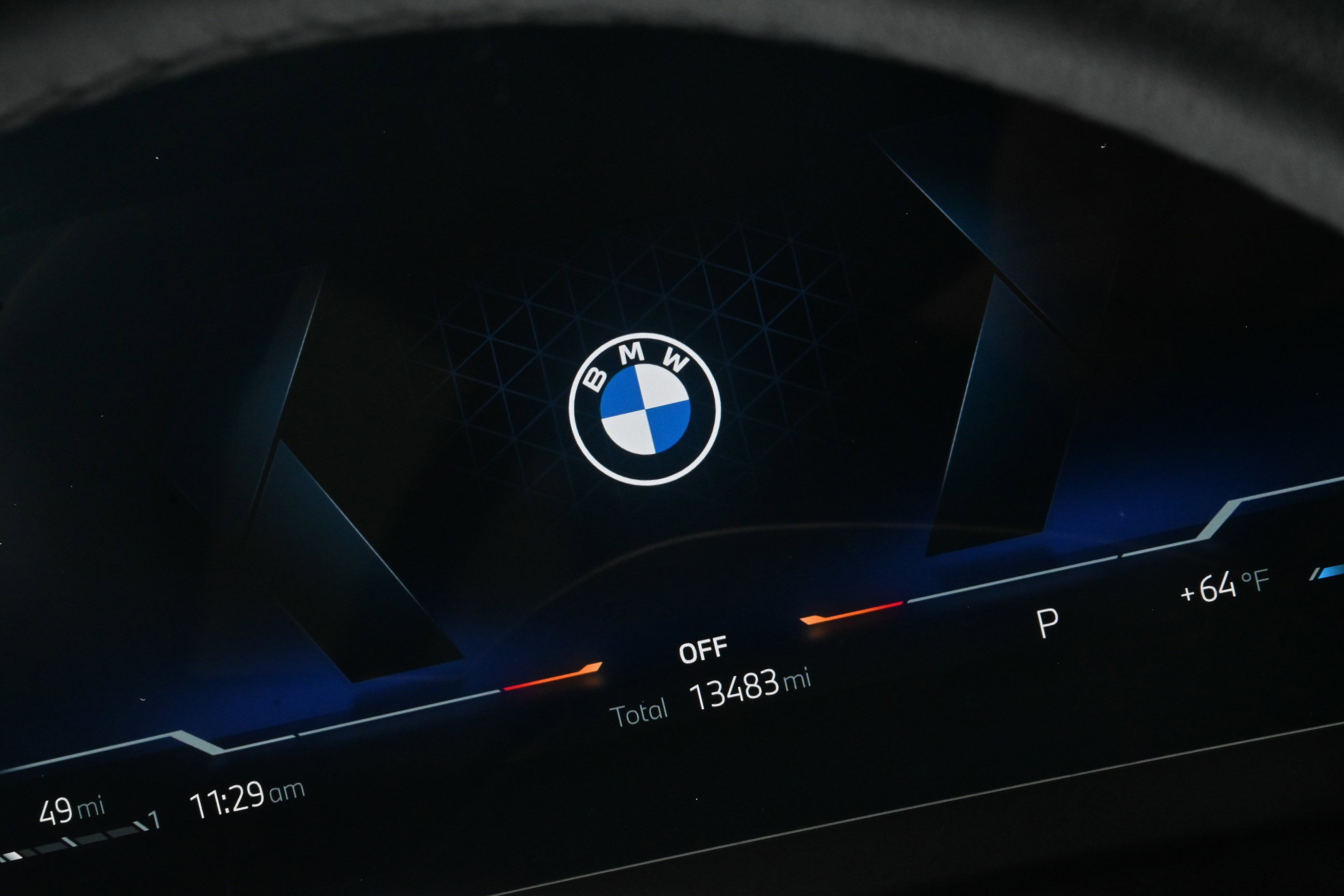Certified 2025 BMW X2 xDrive28i AWD/4WD image 37