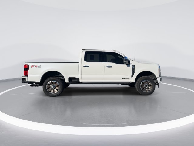 Used 2024 Ford F250 Platinum w/ FX4 Off-Road Package AWD/4WD image 8