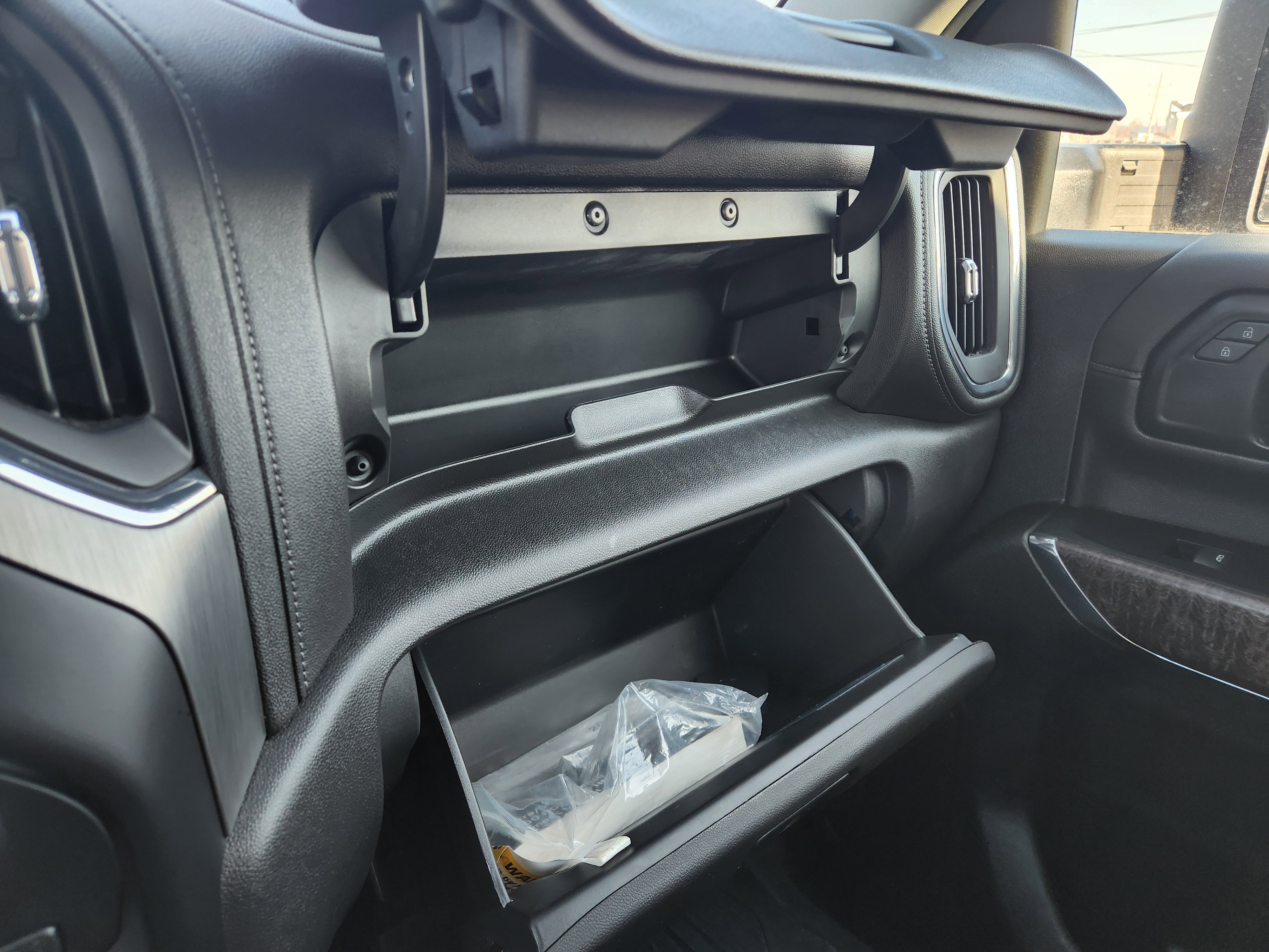 Used 2023 GMC Sierra 2500 Denali w/ Technology Package image 30