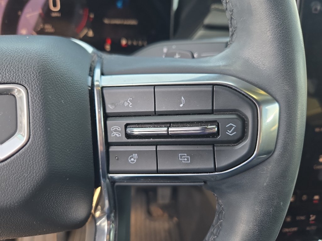 Used 2024 GMC Acadia Elevation w/ Black Edition FWD image 17