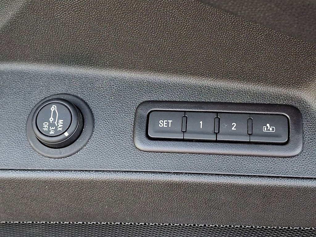 Used 2022 Chevrolet Equinox Premier image 25