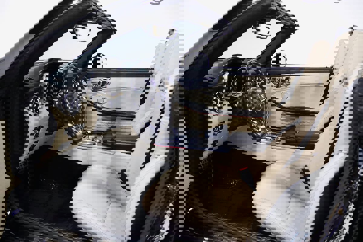 Used 2017 Mercedes-Benz SLC 300 image 40