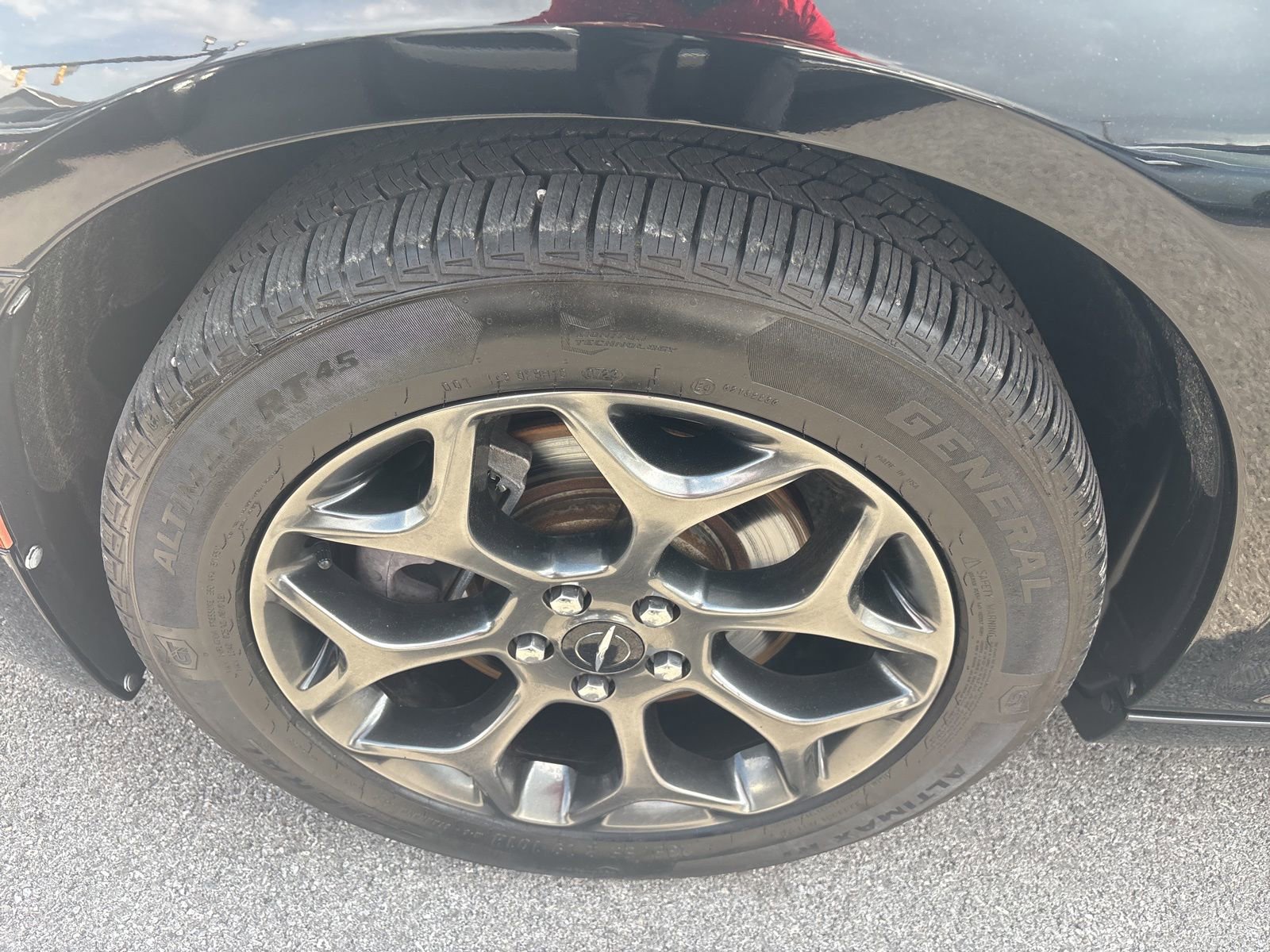 Used 2018 Chrysler 300 S w/ 300S Premium Group image 10