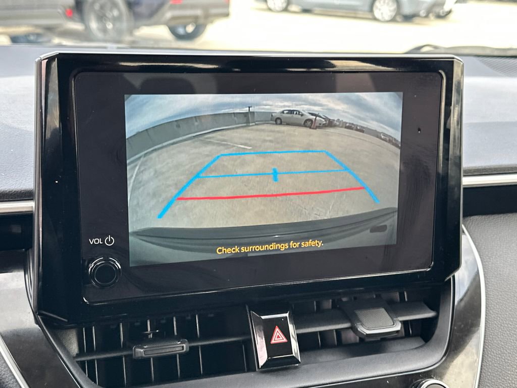 Used 2023 Toyota Corolla LE image 26