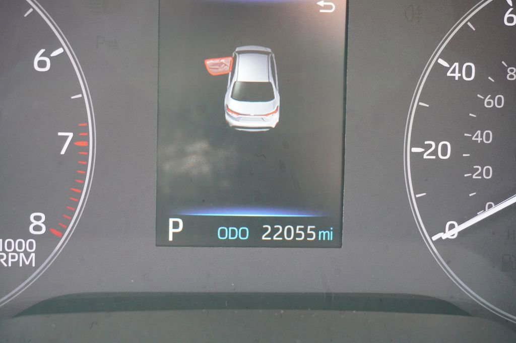 Certified 2025 Toyota Corolla LE image 21