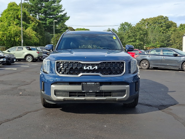 Used 2023 Kia Telluride EX X-Line AWD/4WD image 2