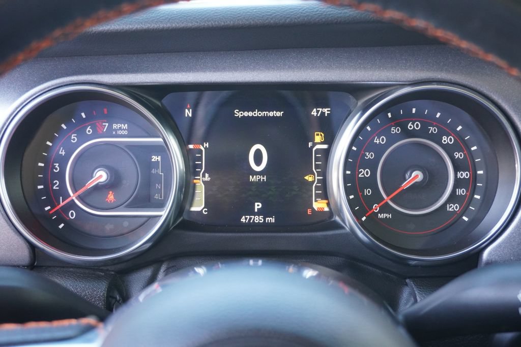 Used 2022 Jeep Gladiator Mojave w/ Cold Weather Group AWD/4WD image 19
