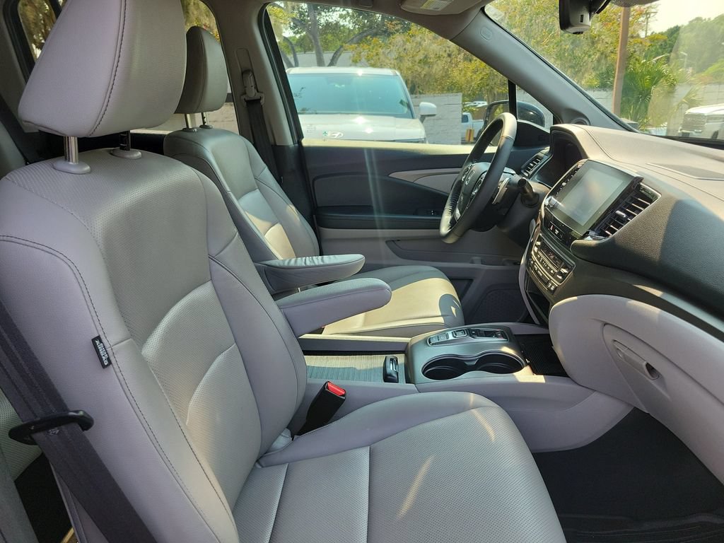 Used 2023 Honda Ridgeline RTL-E image 18