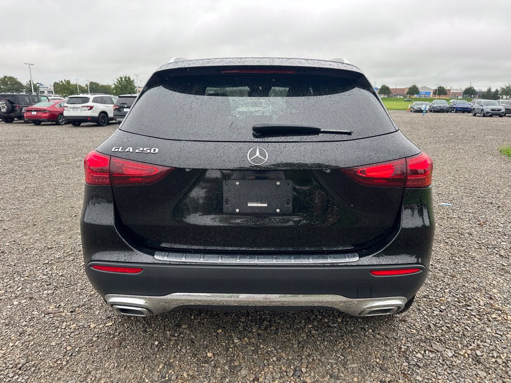 Used 2025 Mercedes-Benz GLA 250 image 8