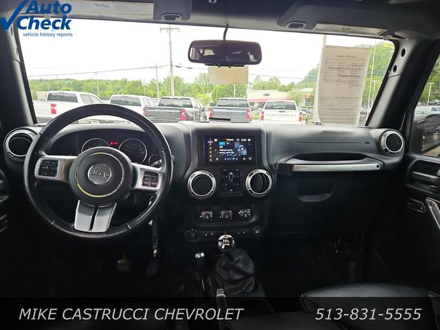 Used 2016 Jeep Wrangler Unlimited Rubicon AWD/4WD image 10