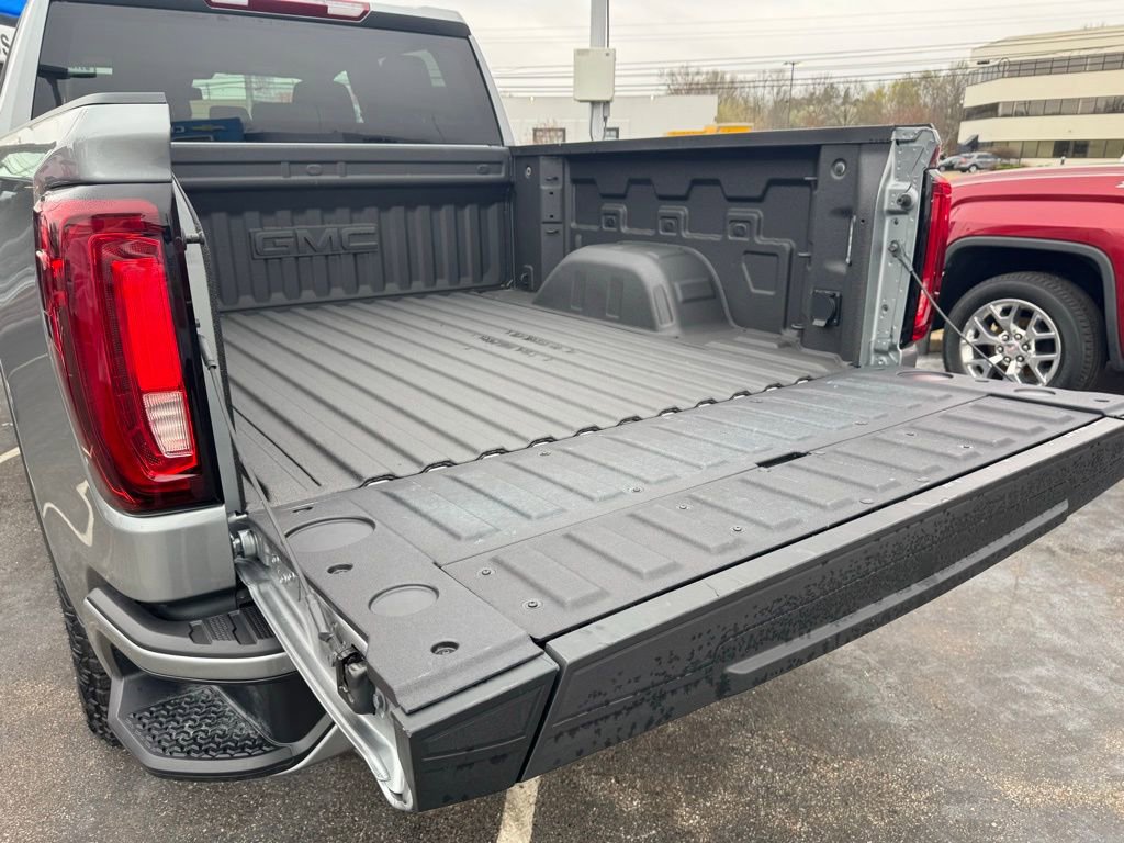 Used 2025 GMC Sierra 1500 AT4 image 37