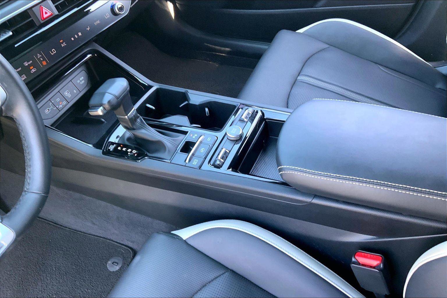 Used 2025 Kia K5 GT-Line w/ GT-Line Premium Package image 16