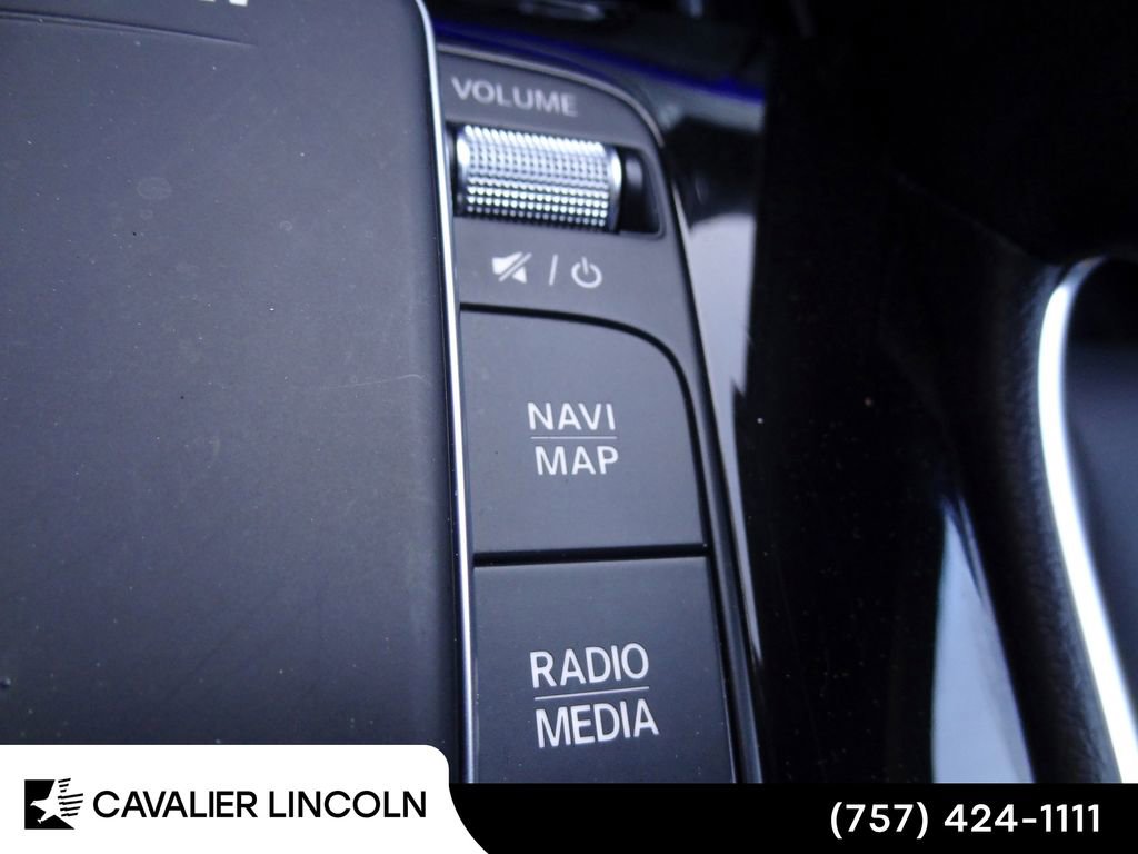 Used 2024 Mercedes-Benz GLS 450 4MATIC image 47