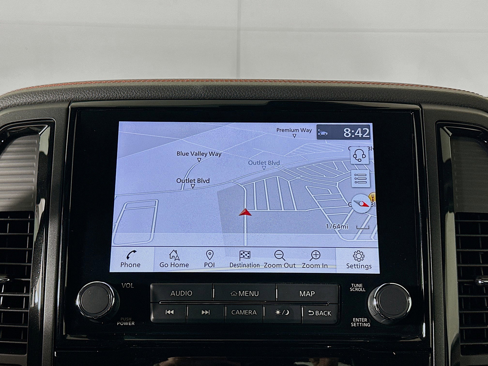 Used 2023 Nissan Titan PRO-4X w/ Off Road Protection Package image 22