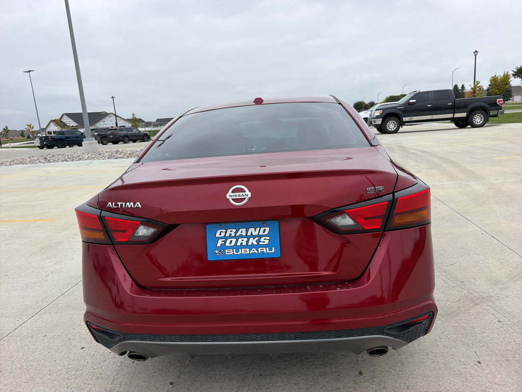 Used 2019 Nissan Altima 2.5 SR FWD image 6