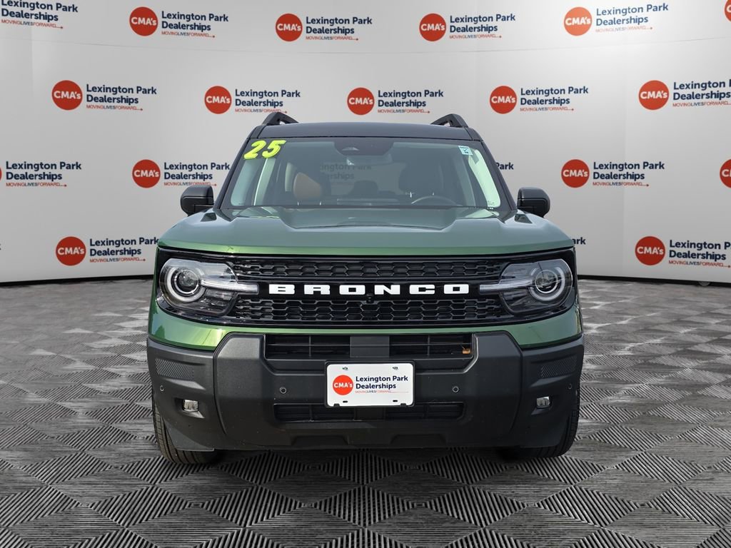 Used 2025 Ford Bronco Sport Outer Banks w/ Outer Banks Tech Package+ image 2