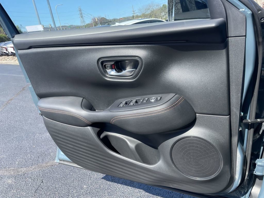 Used 2024 Honda HR-V Sport image 19