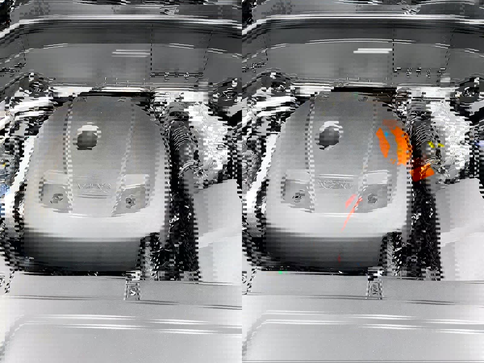 New 2026 Volvo XC90 T8 Ultra w/ Protection Package image 13