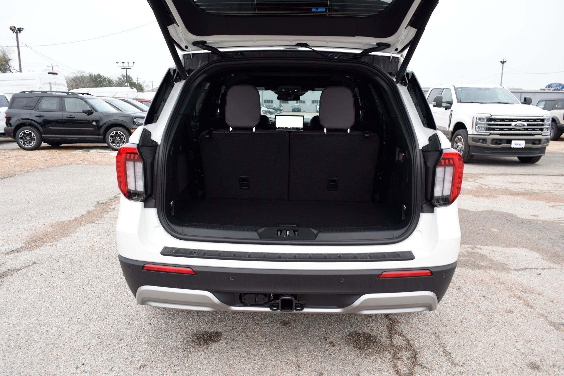 New 2026 Ford Explorer Platinum image 22