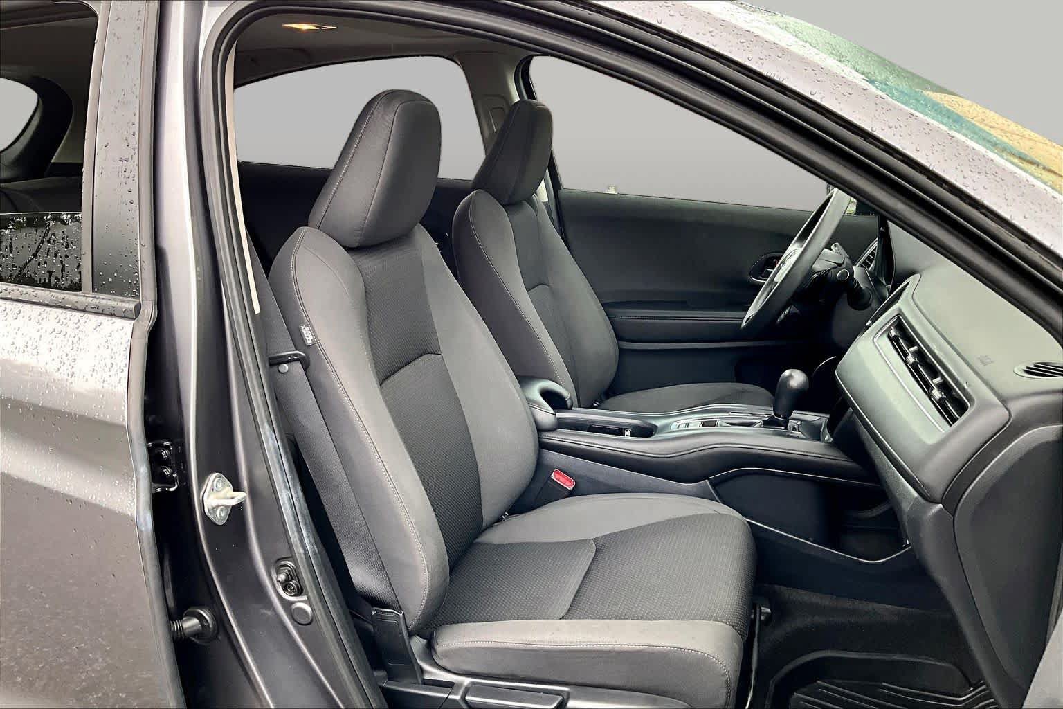 Used 2022 Honda HR-V EX image 8