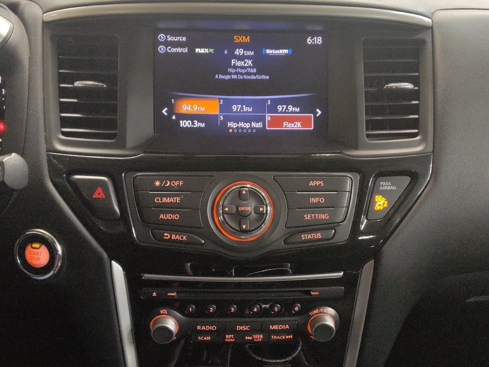 Used 2018 Nissan Pathfinder SV AWD/4WD image 25
