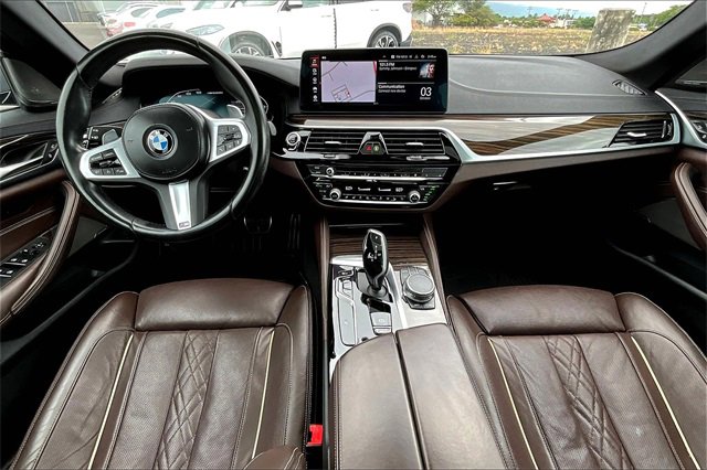 Used 2022 BMW M550i xDrive w/ Shadowloine Package image 15