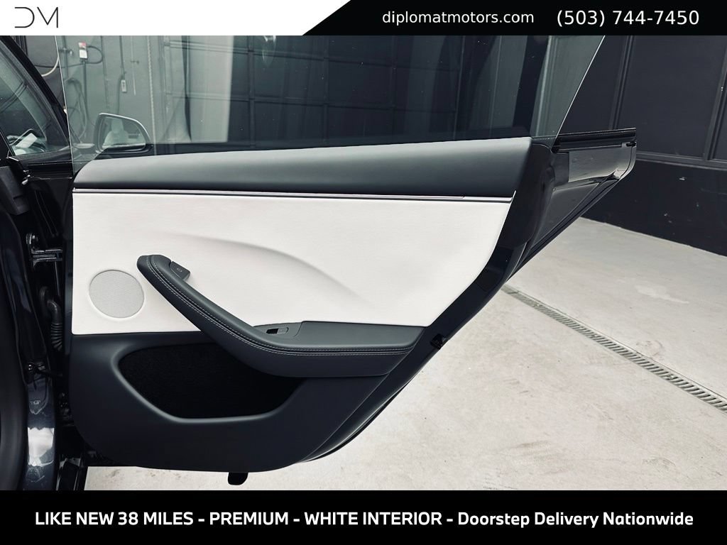 Used 2026 Tesla Model 3 RWD image 27