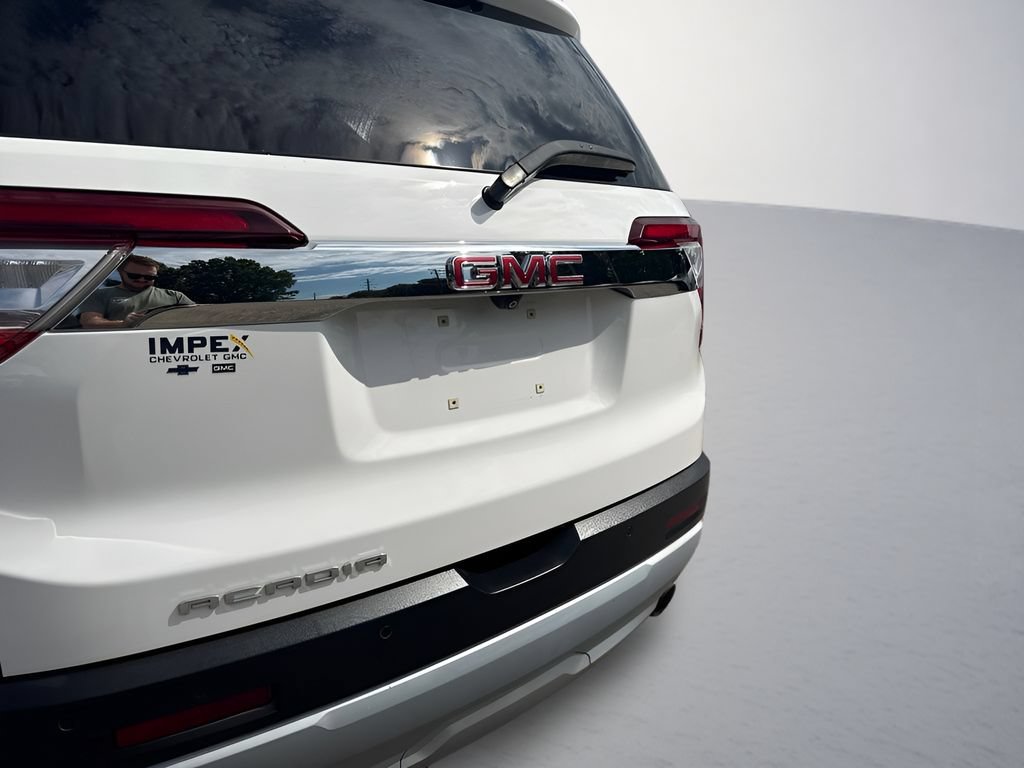 Used 2020 GMC Acadia SLE w/ LPO, Floor Liner Package FWD image 27