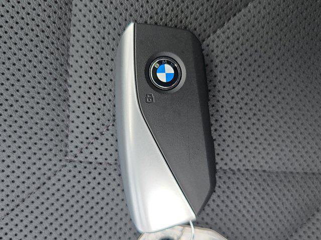 New 2026 BMW iX xDrive60 w/ Premium Package image 36