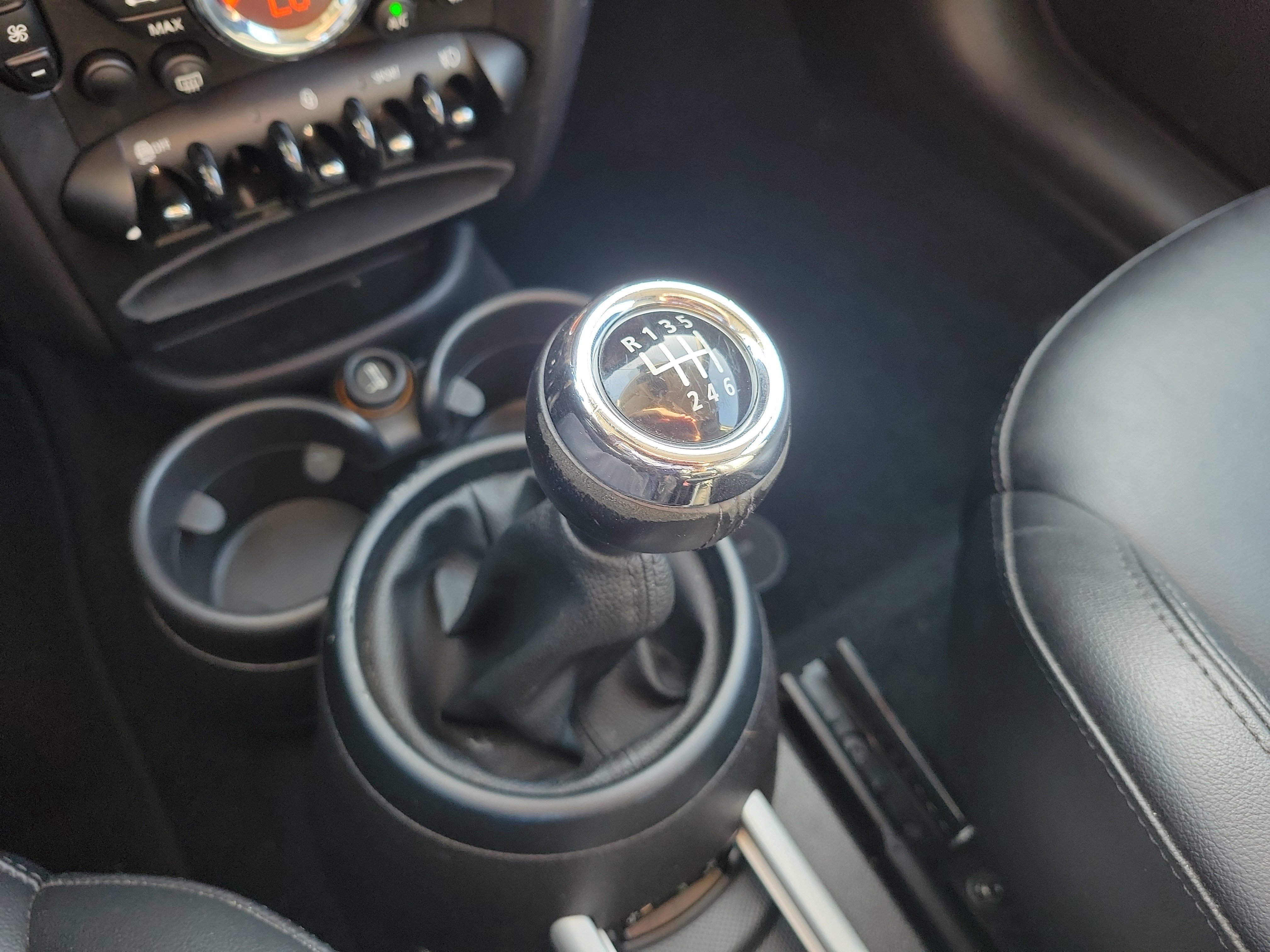 Used 2015 MINI Cooper Paceman S image 30