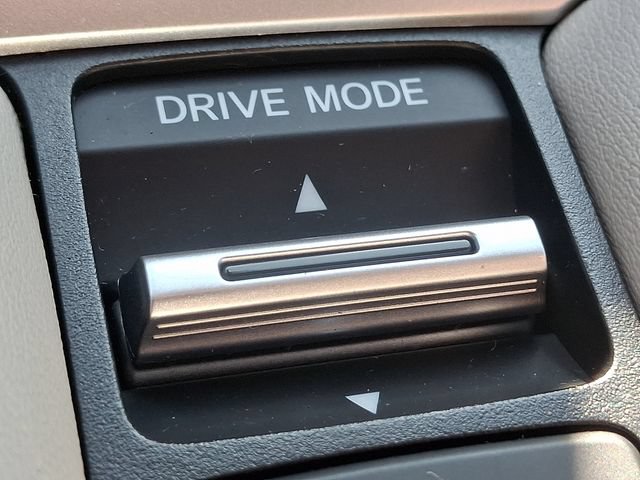 Used 2024 Honda HR-V EX-L image 25