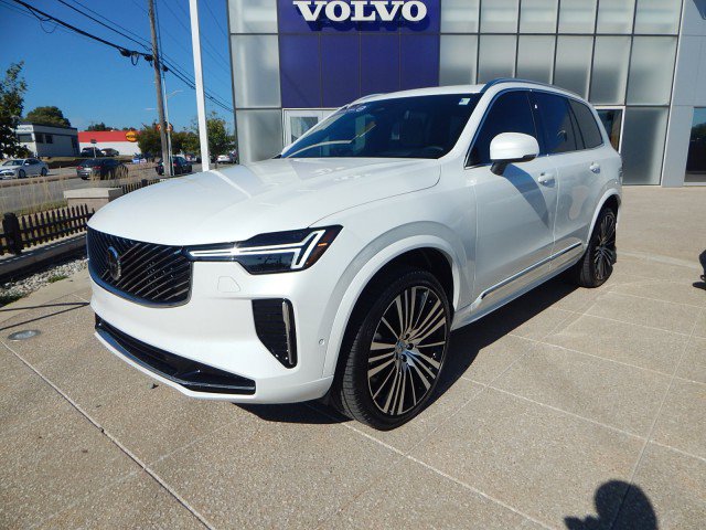Certified 2026 Volvo XC90 B6 Ultra image 2