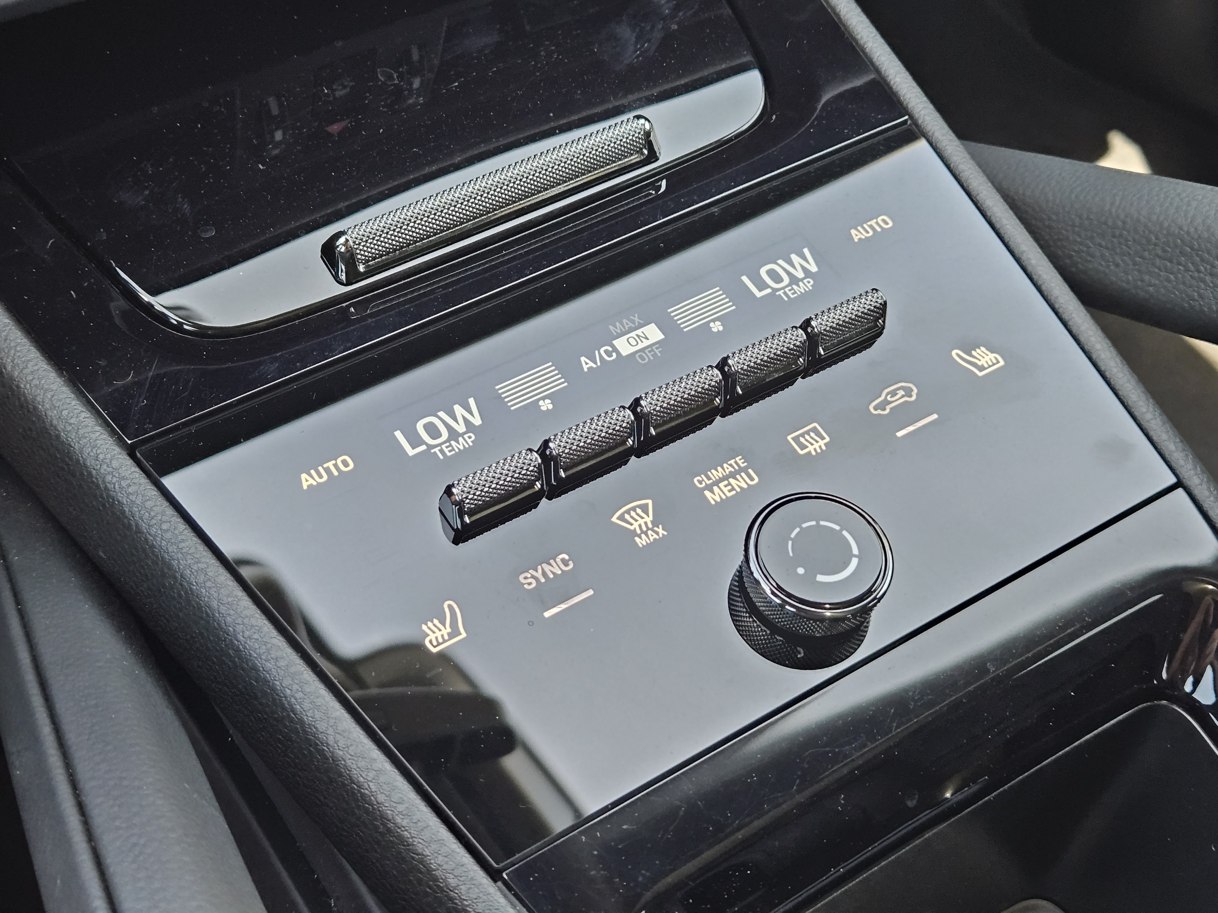 Certified 2026 Porsche Cayenne Coupe AWD/4WD image 19