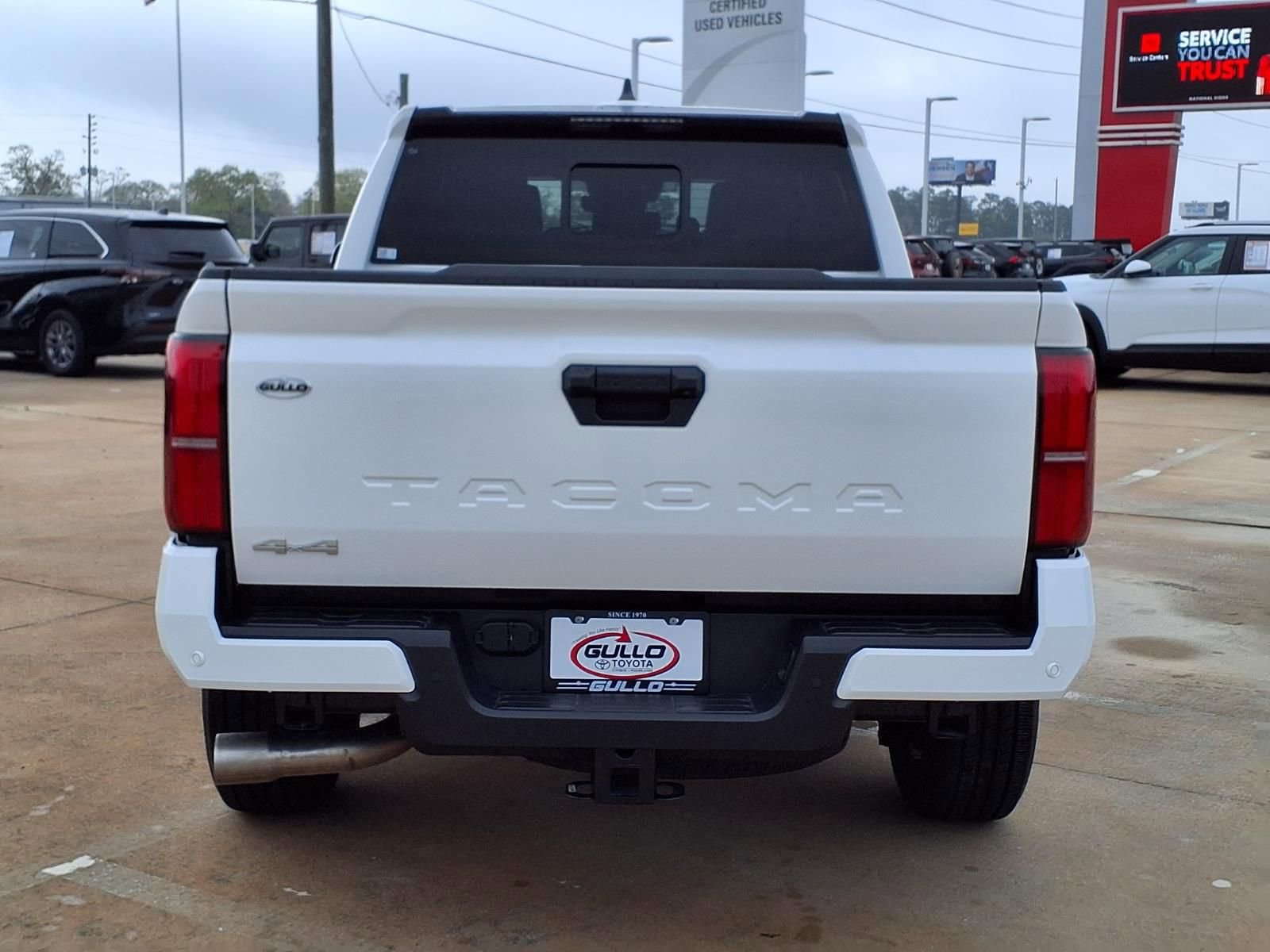 Certified 2025 Toyota Tacoma SR5 w/ SR5 Upgrade Package image 7