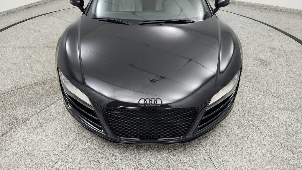 Used 2011 Audi R8 V10 w/ Enhanced Leather Pkg AWD/4WD image 10
