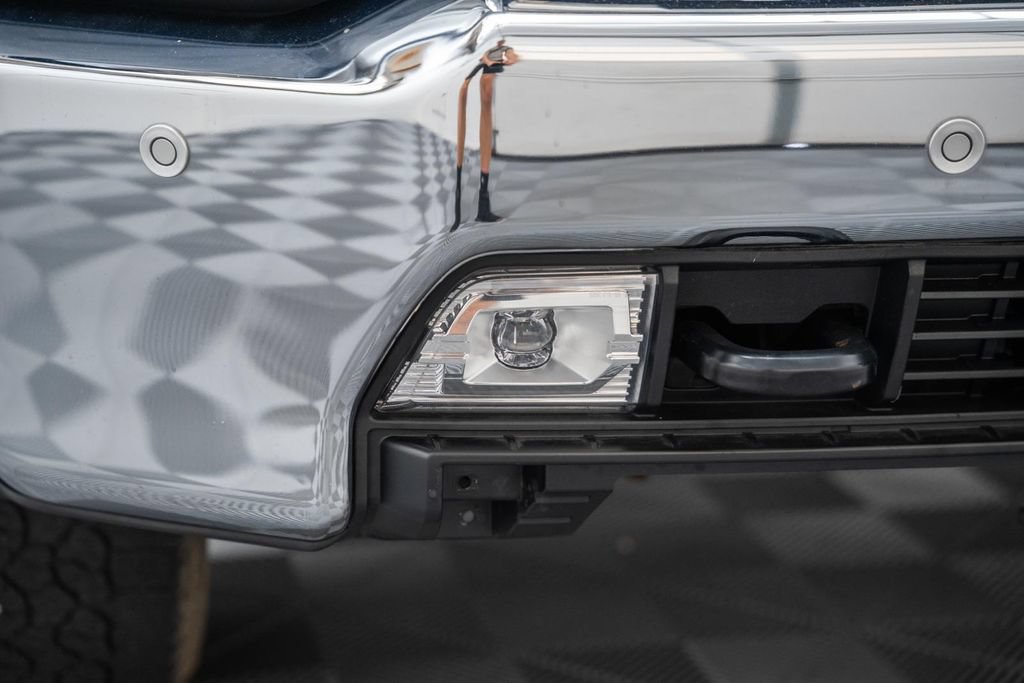 Used 2021 Chevrolet Silverado 3500 LTZ w/ LTZ Premium Package AWD/4WD image 14