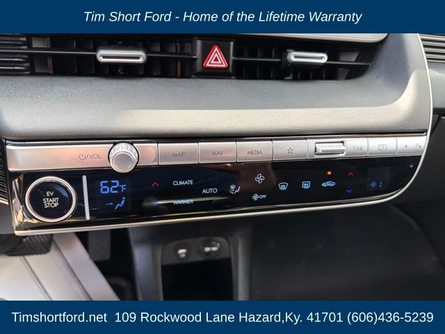 Used 2024 Hyundai Ioniq 5 SEL AWD/4WD image 12