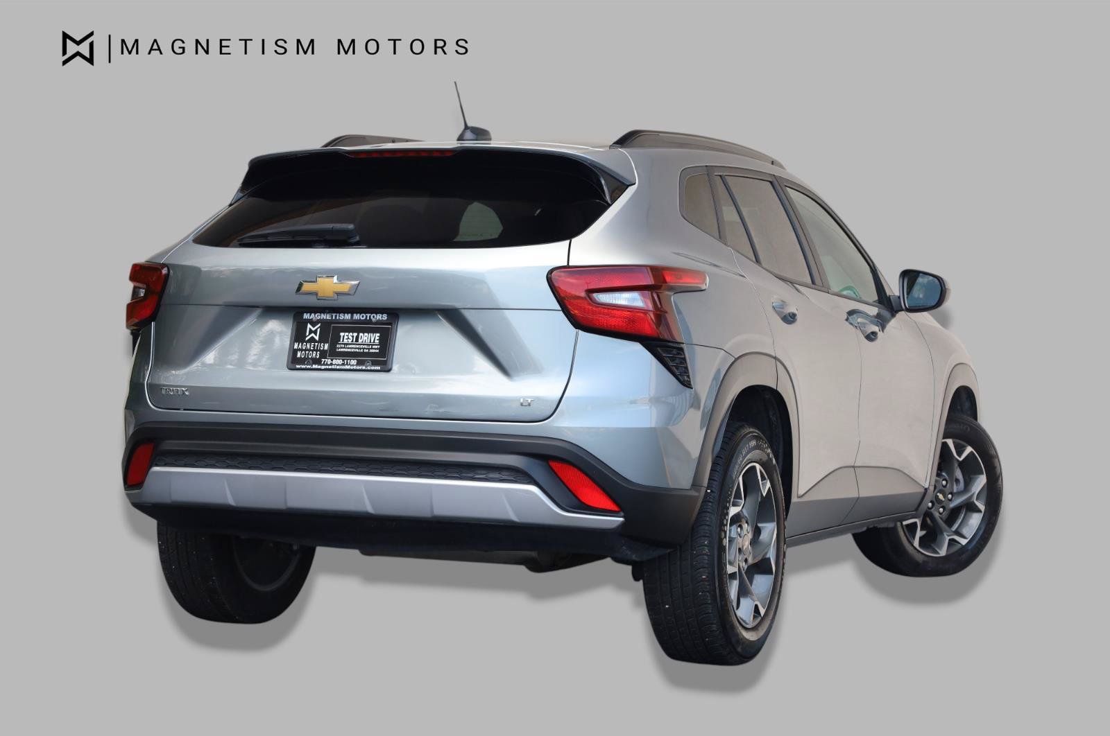 Used 2024 Chevrolet Trax LT FWD image 11